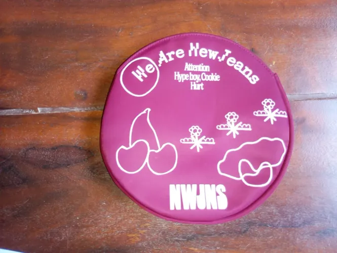 NJZ New Jeans - 1st Mini Album Limited Red Bag