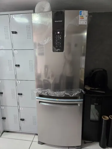 Geladeira Brastemp Frost Free Inverse 461 Litros BRE59FK