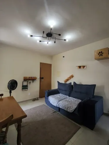 BELÍSSIMO APARTAMENTO 2 QUARTOS - CONDOMÍNIO URCA - R$320.000,00