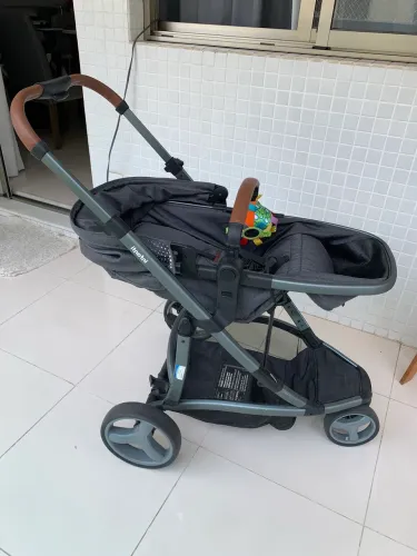 Carrinho de bebê travel system sky trio