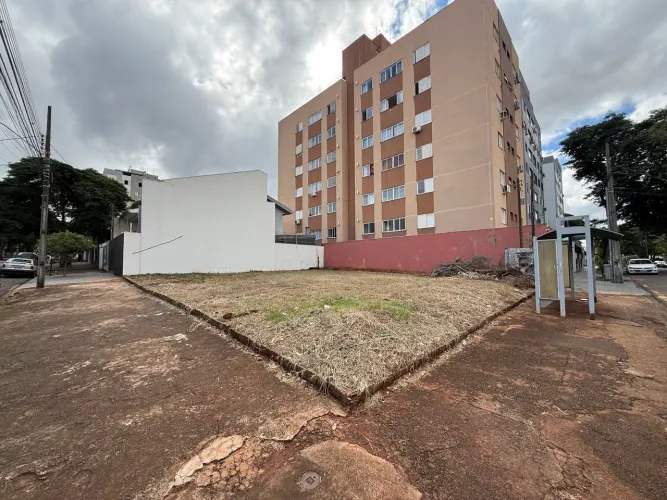 Vendo Terreno Esquina 268m2 - Chacara Paulista Maringá/PR
