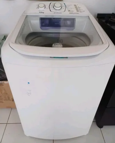 MÁQUINA DE LAVAR ELETROLUX 12KG 
