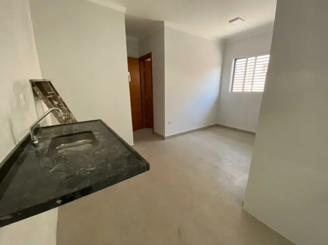 Apartamento Térreo com Quintal para Locação na Mooca