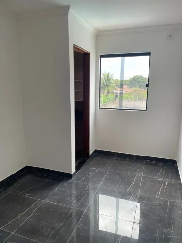 Casa residencial e comercial - Francês