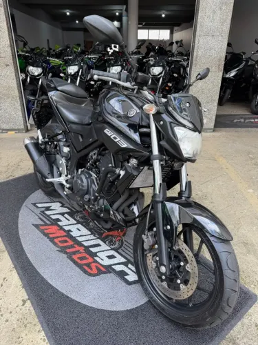 YAMAHA MT-03 2018 MUITO CONSERVADA - NA MARINGÁ MOTOS