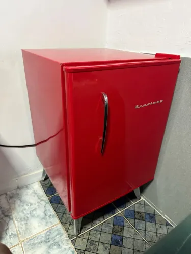 Frigobar Brastemp retrô 