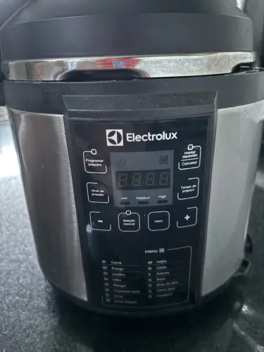 Panela de pressão elétrica
