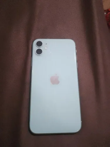 iPhone 11 verde