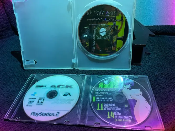 Quake 2 PS1 + Black PS2 + Pc Digerati