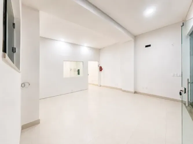 Sala Comercial no Tabuleiro/Camboriu