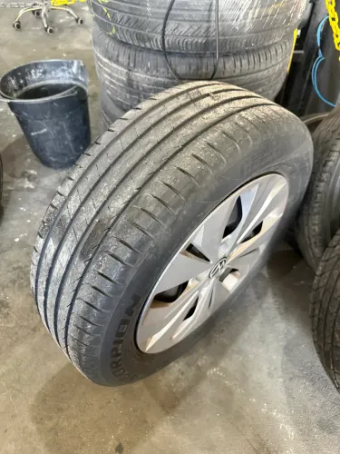 Pneu aro 16