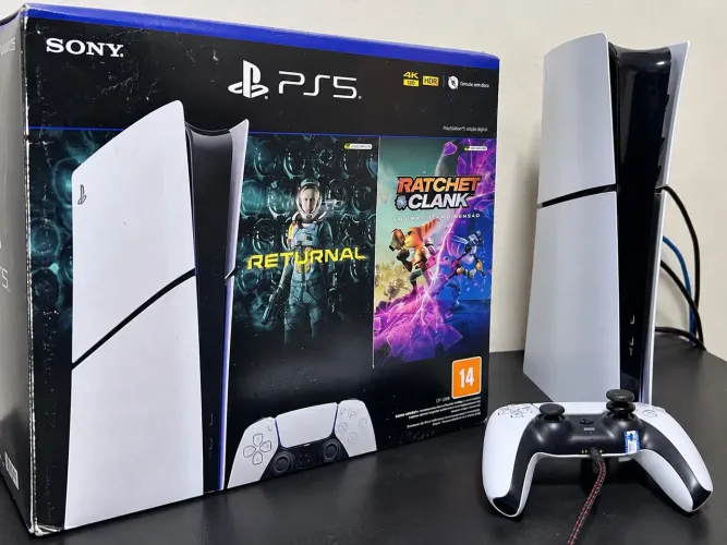 PS5 Slim Digital com nota fiscal, caixa e controle Hall Effect