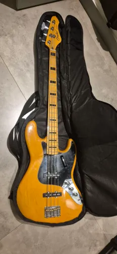 Condor Jazz Bass Vintage V