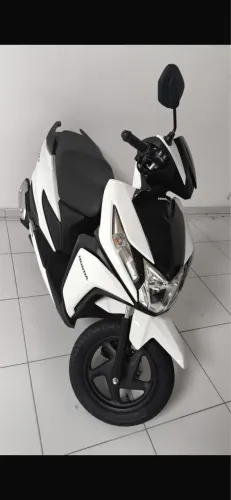 MOTO ELITE 125