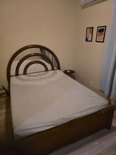 Cama de casal + colchão 