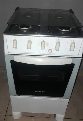 Bem conservado funcionando tudo perfeitamente