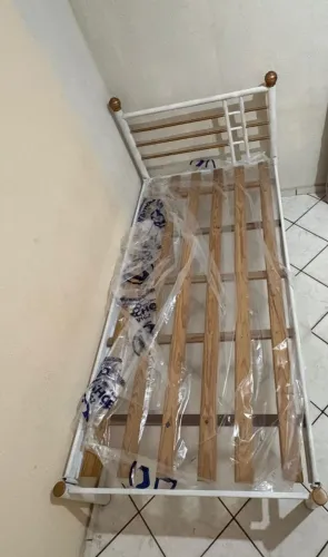 Cama solteiro