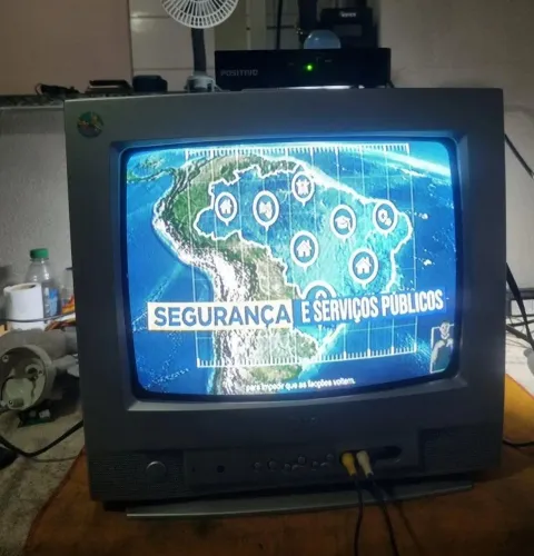 Tv LG 14 + Conversor positivo com controle