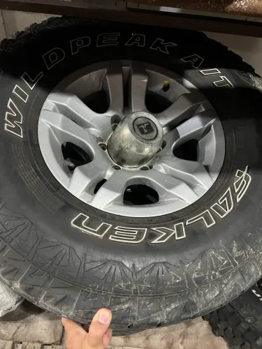 Pneus Falken AT 32 11.5 R15