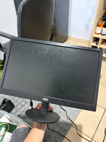 Monitor AOC 18.5" LED HD - E970swhnl
