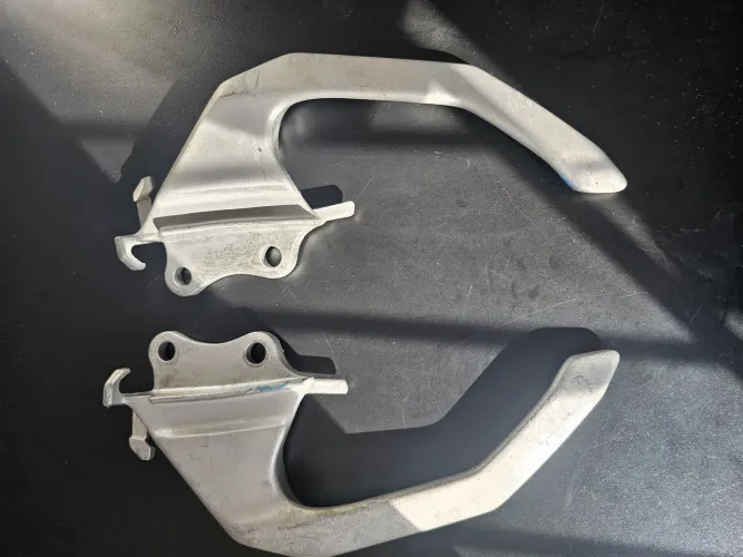 Alça traseira Yamaha original 2023