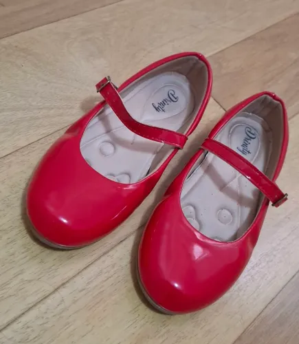Sapato vermelho infantil - tam 30