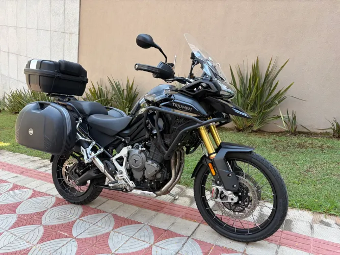Triumph Tiger 1200 Black Edition