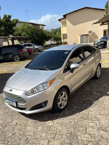 Ford Fiesta Sedan 1.6 16V Flex Aut. 2016