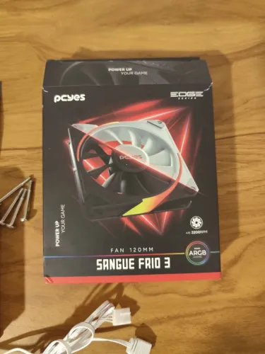 Fan Pcyes Sangue Frio 3 120mm 2200rpm - nunca usada