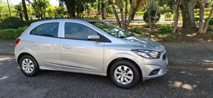 Chevrolet Onix Hatch LT 1.4 8V Flex Mec. 4P 2017
