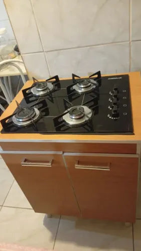 Fogão Cooktop, acendedor elétrico, com armário , acompanha volvola mangueira 