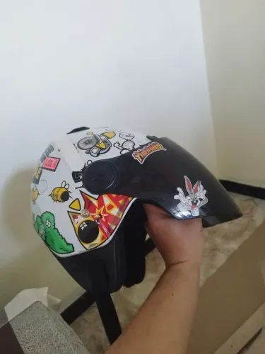 Vendo capacete aberto