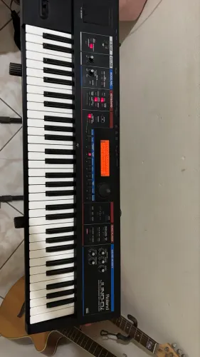 Teclado Roland Juno -Di