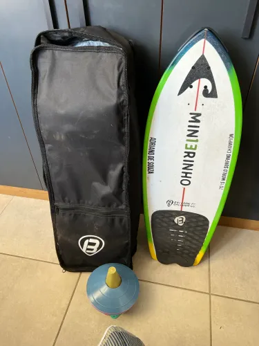 Skate simulador de surf