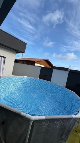 Piscina top novinha