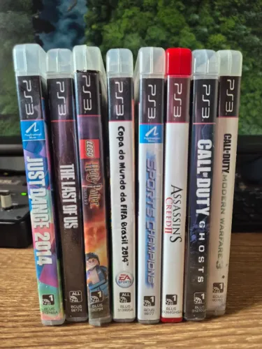 Jogos de PS3 originais 50 reais cada.