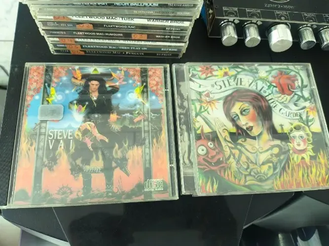 Álbuns de Steve Vai - Passion and Warfare (1990)/Fire Garden (1996) ( 2 UNIDADES )