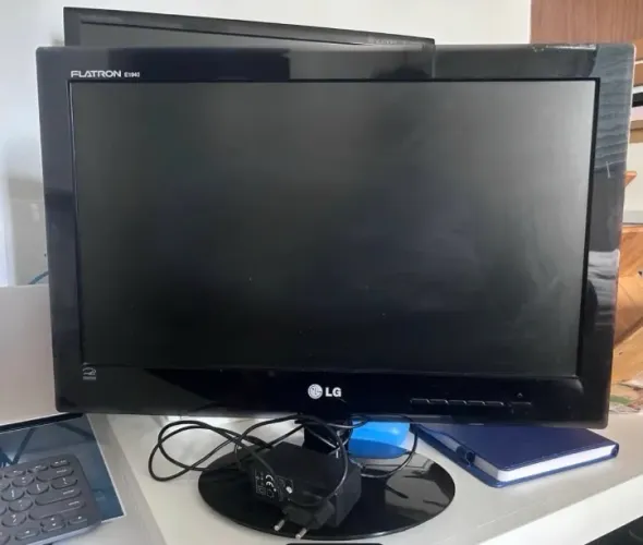 Monitor LG Flatron 18,5 pol
