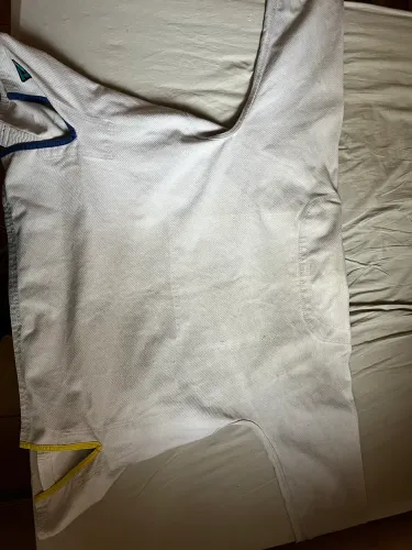 Quimono vital branco semi novo A4
