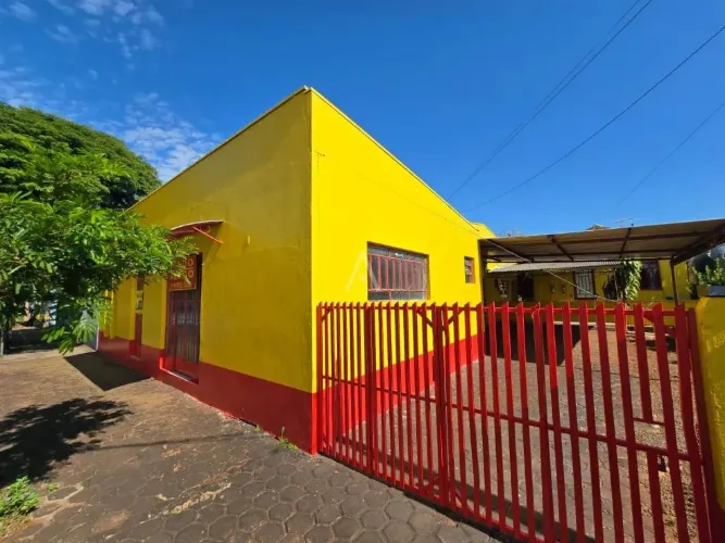 Sala Comercial para aluguel no Bairro CENTRO em TOLEDO por R$ 3.500,00