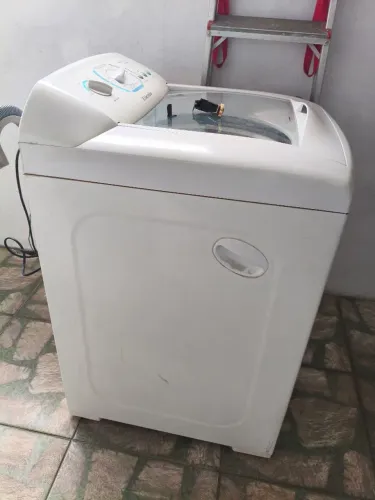 Máquina de lavar roupa Electrolux lt12