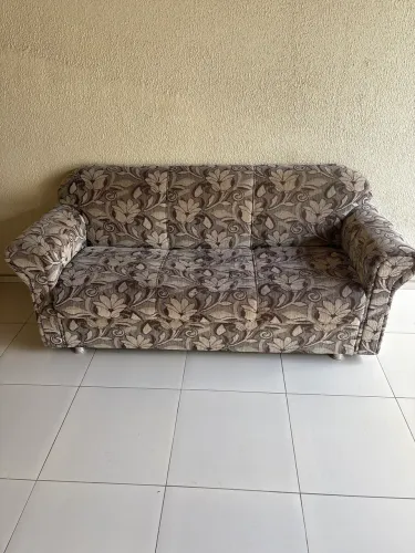 sofá 3 lugares
