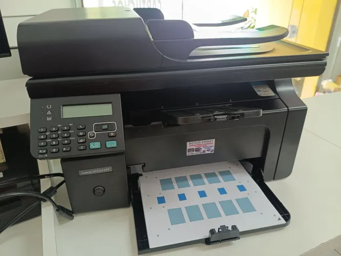 Impressora HP multifuncional 1212
