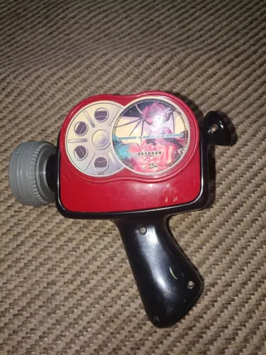 Brinquedo Projetor Bakugan Cine e Ação 