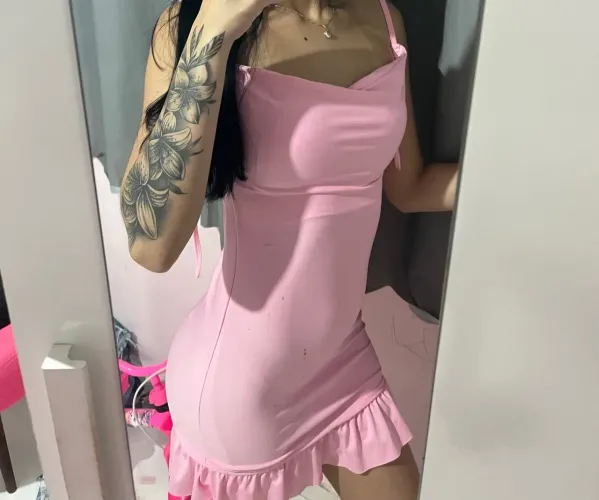 Vestido com babado franzido, costa nua suplex
