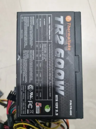 Fonte Thermaltake 600W TR2 ATX12V v2.3 TR-600