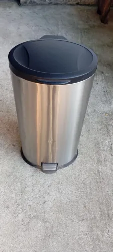 Lixeira inox 100 litros