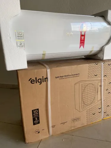 Ar-Condicionado Elgin High Wall Eco Inverter II 12000 BTUs 220V NUNCA USADO