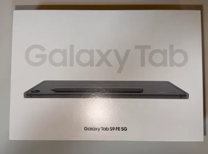 Tablet Samsung S9 FE na caixa pouco uso