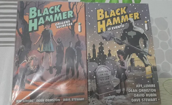 Hq Black Hammer vol 1 e 2 Origens Secretas e O Evento Jeff Lemire